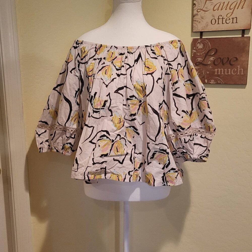 Velvet by Graham & Spencer Zoey Print top in Lilypad Print in Multi - Size M NWT - Picture 5 of 14